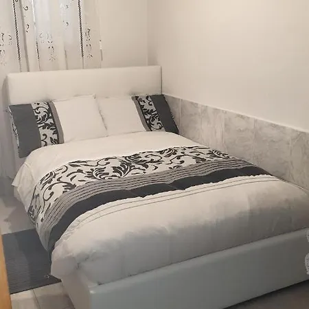 Lägenhet White Gem